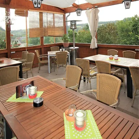 Гостевой дом Landgasthaus Rothbrust Burgbrohl